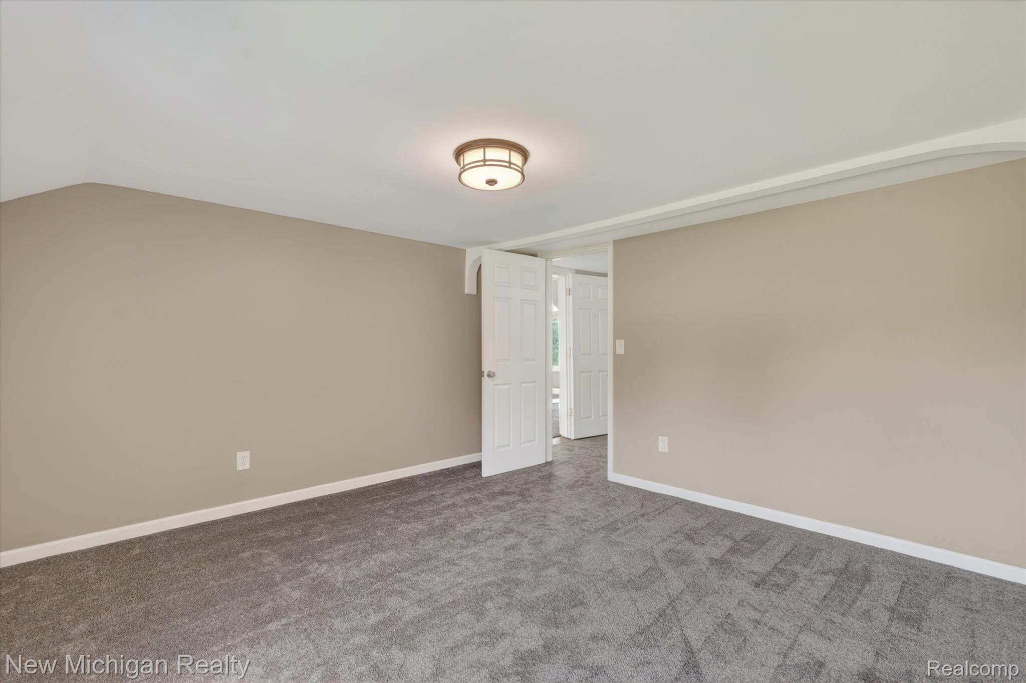 11374 Lahring Road Gaines, MI 48436 - Photo 34 of 66 2nd Bedroom View 4