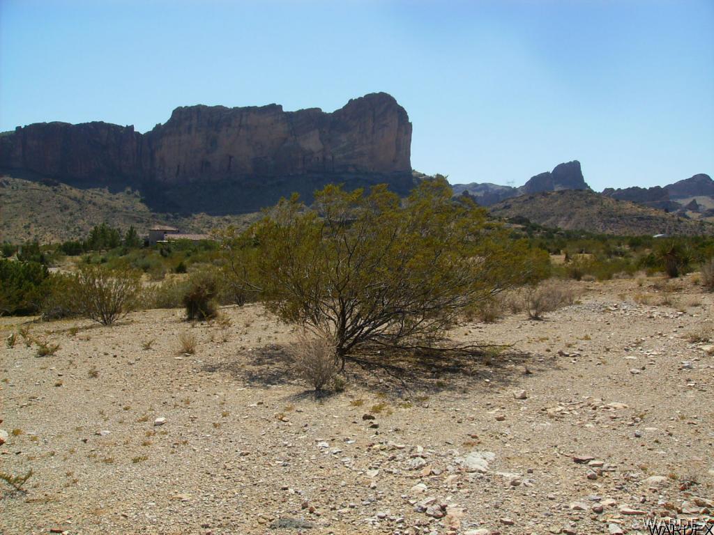 /// South Granville Road Golden Valley, AZ 86413 - Photo 11 of 12 Land and mountains