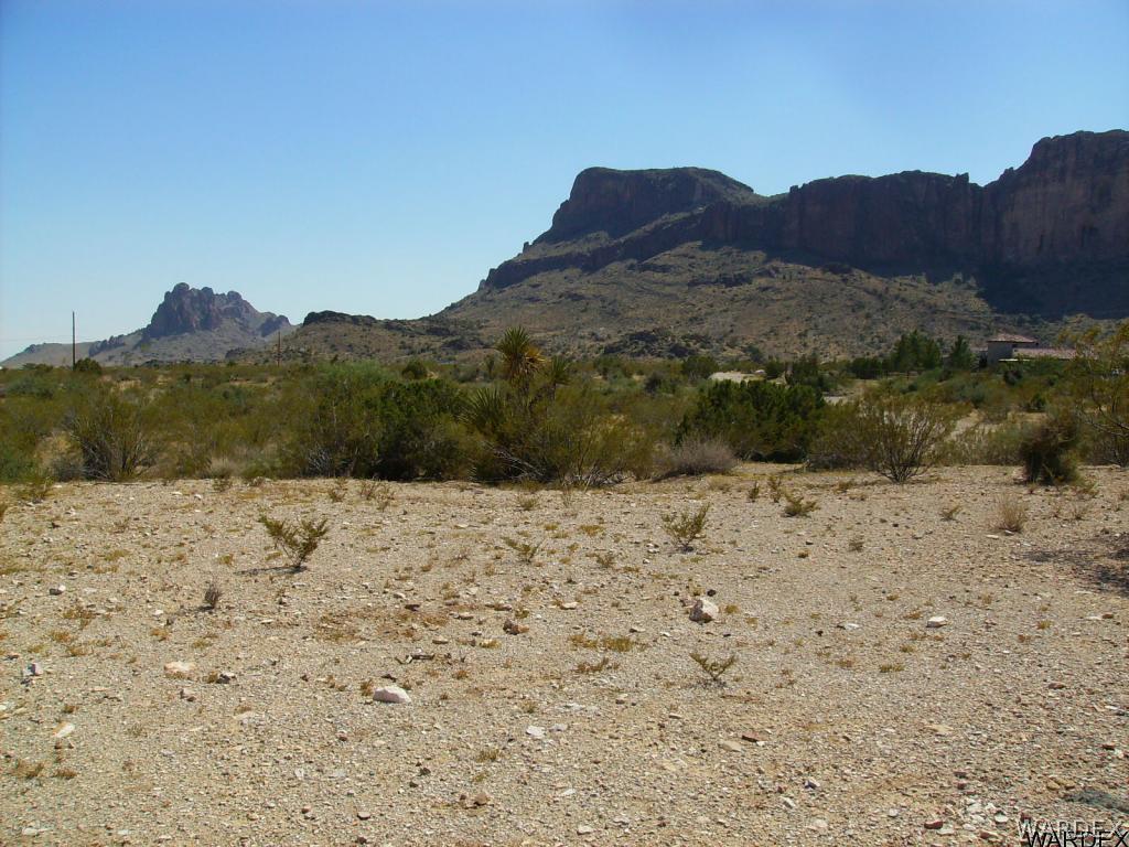 /// South Granville Road Golden Valley, AZ 86413 - Photo 10 of 12 Land and views of mountains