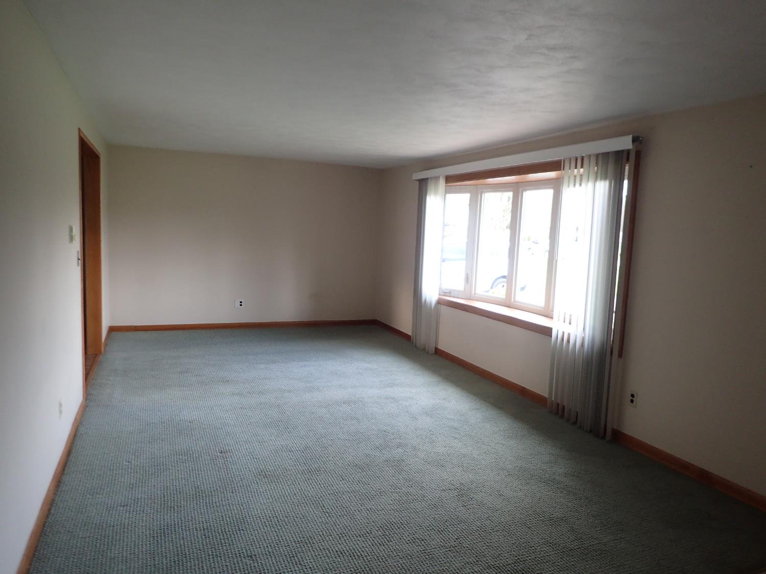 315 Nieman Street Sunman, IN 47041 - Photo 12 of 30