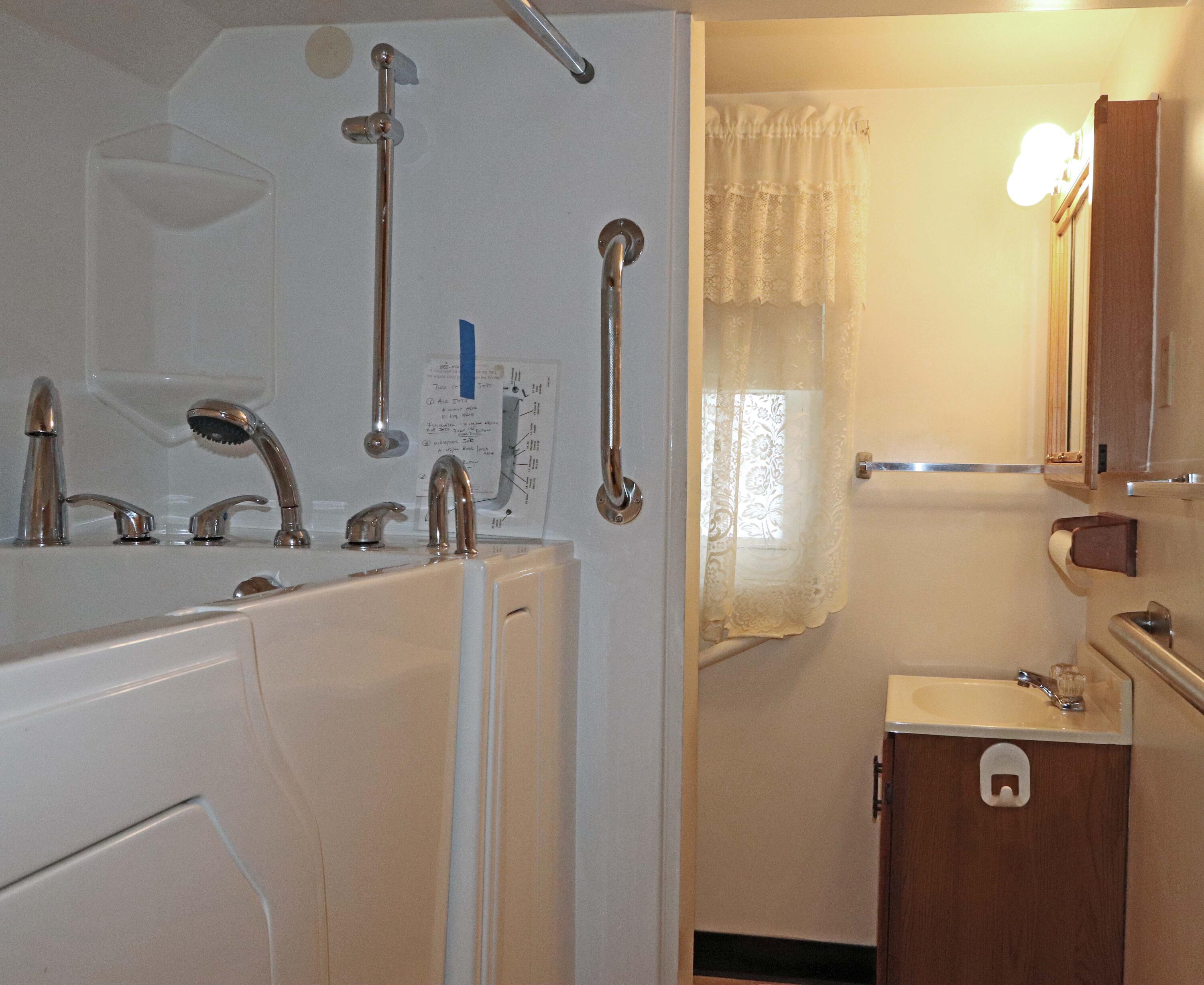 4447 Densmore Road Columbus, OH 43224 - Photo 25 of 47 IMG_9082_edited-1