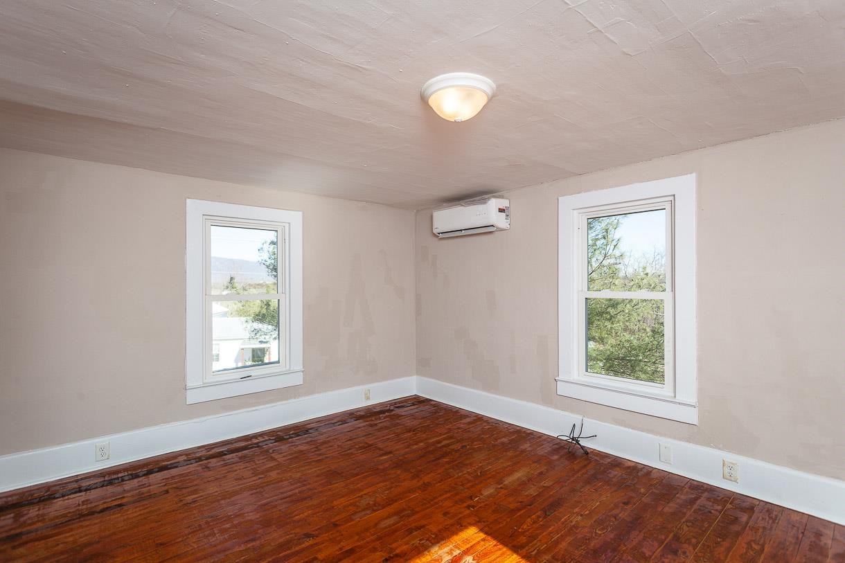405 Hamburg Road Luray, VA 22835 - Photo 18 of 37 Gallery Image 18