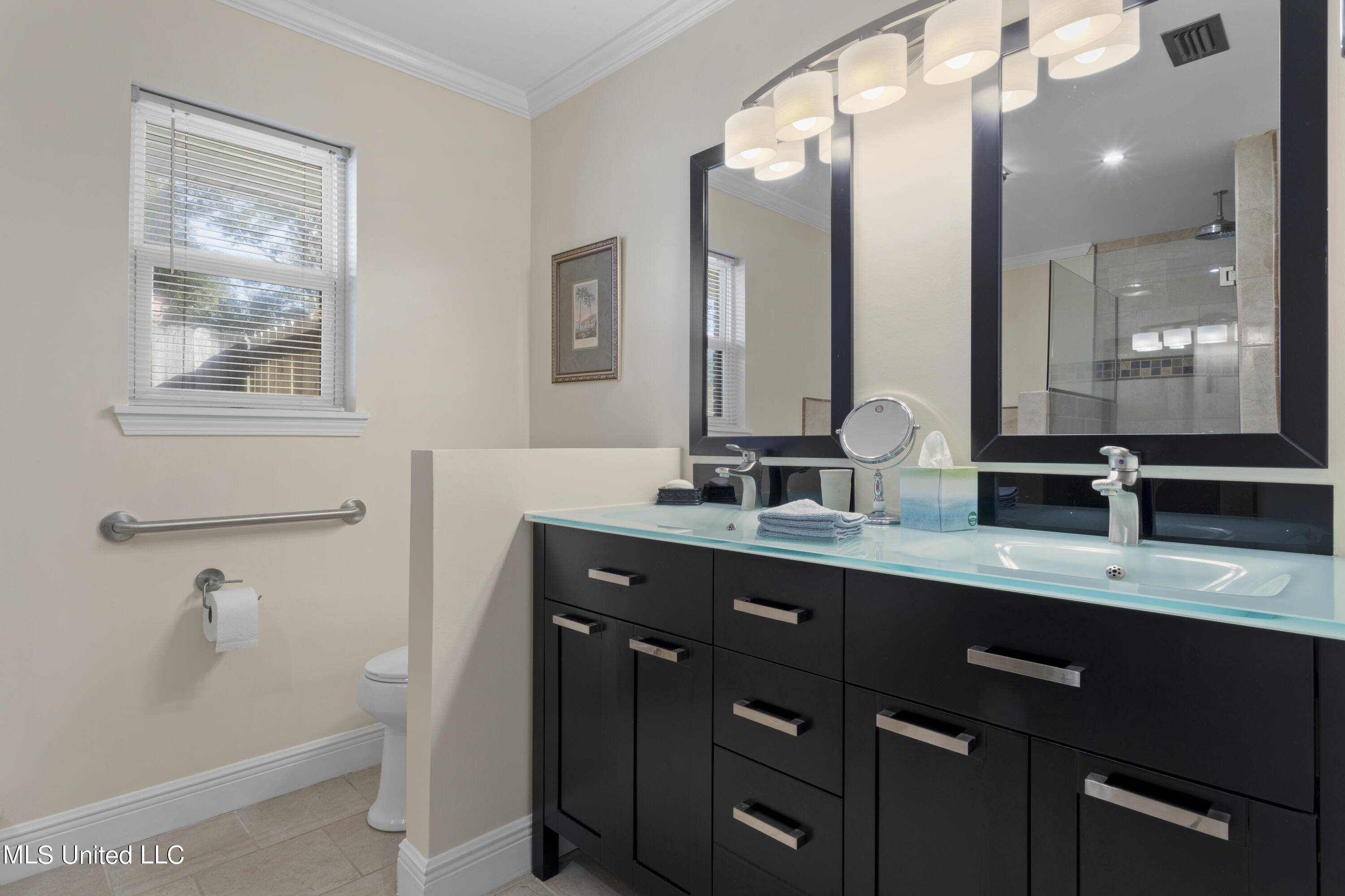 1056 Cherokee Street Biloxi, MS 39530 - Photo 19 of 27 016