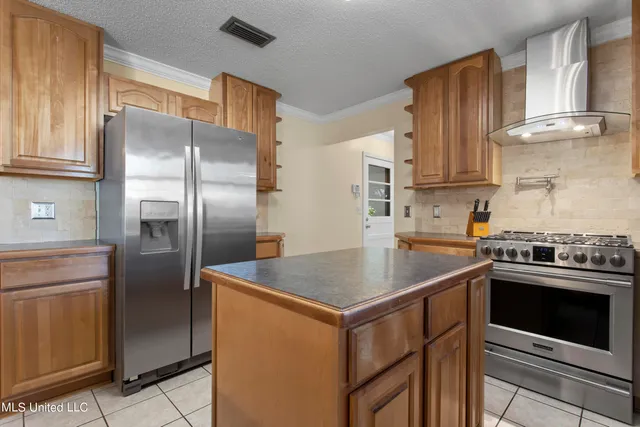 $2,100 | 1056 Cherokee Street, Biloxi, MS 39530