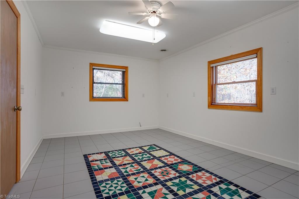 170 Dillingham Road Winston-Salem, NC 27105 - Photo 23 of 34 Bonus room!