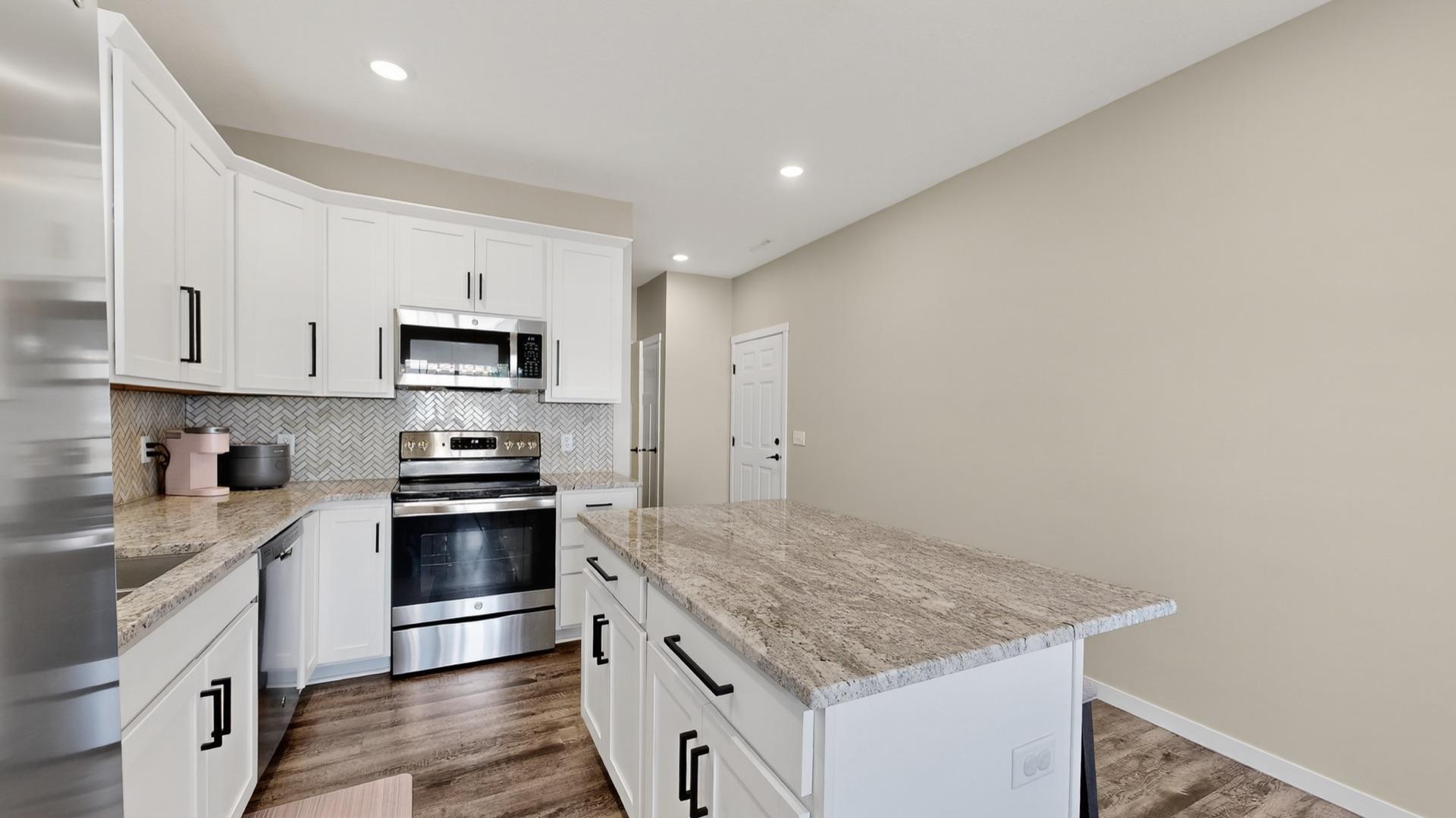 5307 Supalla Court Northwest Rochester, MN 55901 - Photo 13 of 34