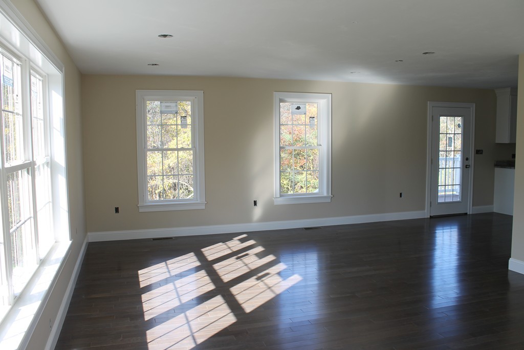 114 Brooks Station Road Princeton, MA 01541 - Photo 5 of 25 Gallery Image 5