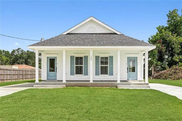 $1,800 | 106 Havana Street, Unit A, Belle Chasse, LA 70037