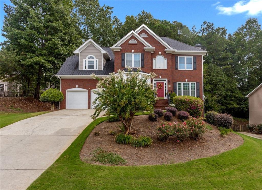 Sought after Echo Mill community! Fresh interior paint throughout this immaculately maintained 1 owner home! Professionally landscaped yard, amazing community amenities and highly desirable W Cobb schools!