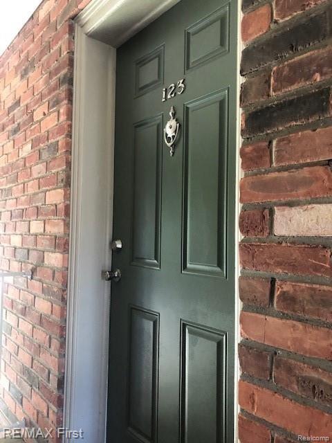 500 Romeo Road, Unit 123 Rochester, MI 48307 - Photo 12 of 13