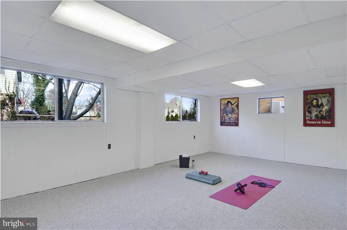 8723 Postoak Road Rockville, MD 20854 - Photo 28 of 30 Lower level bonus room