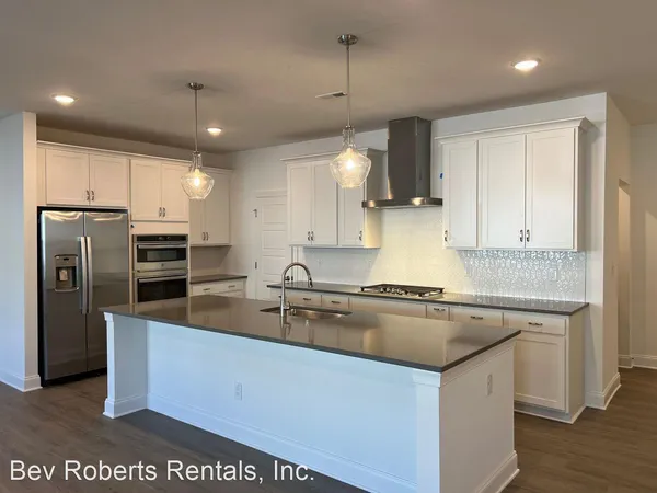 $2,495 | 2104 Stegemann Street, Apex, NC 27502