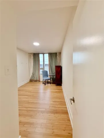 $3,500 | 2100 St Charles Avenue, Unit 3M, New Orleans, LA 70130