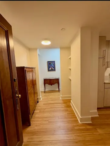 $3,500 | 2100 St Charles Avenue, Unit 3M, New Orleans, LA 70130