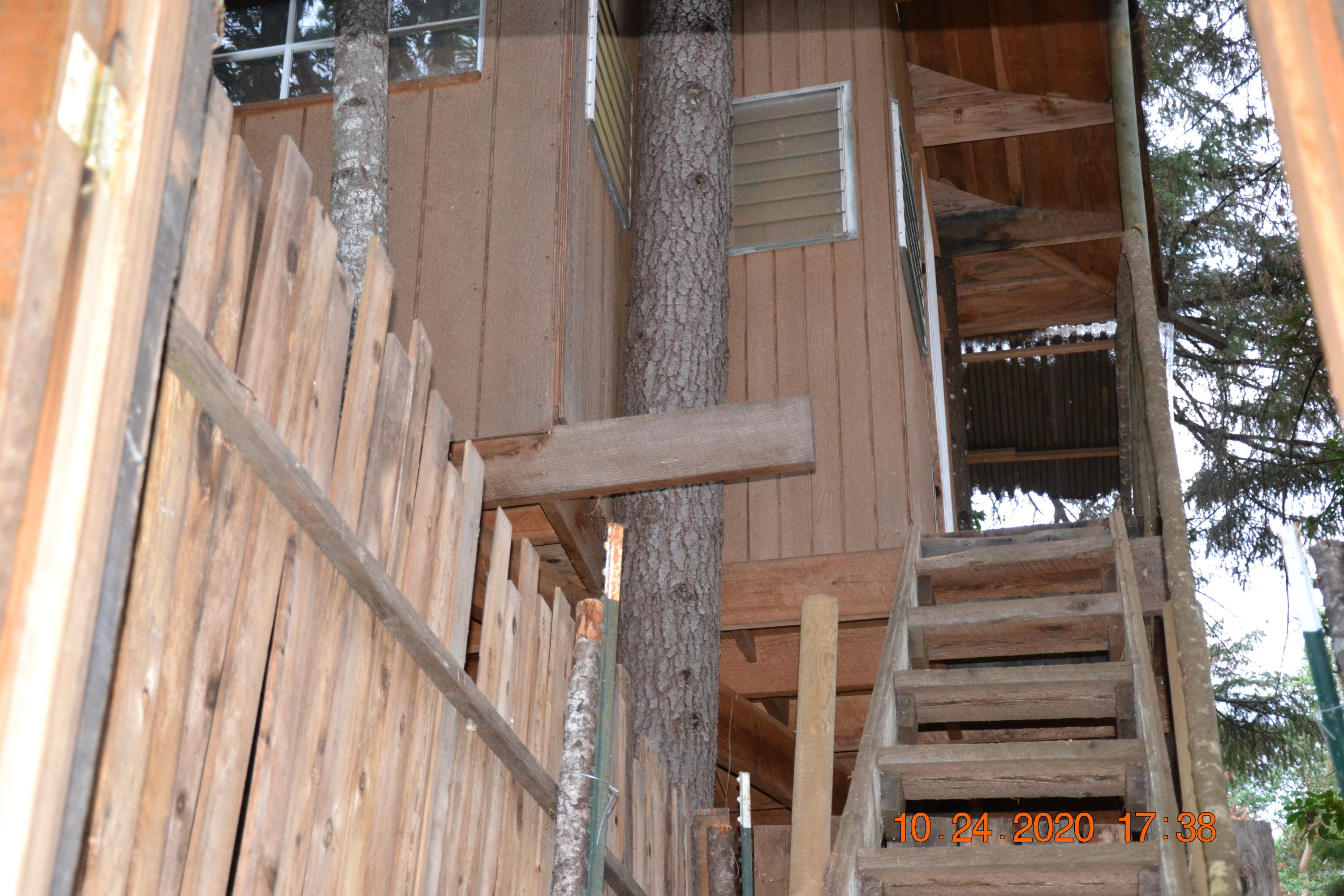 15567 Water Gap Road Williams, OR 97544 - Photo 29 of 36 Goin' up