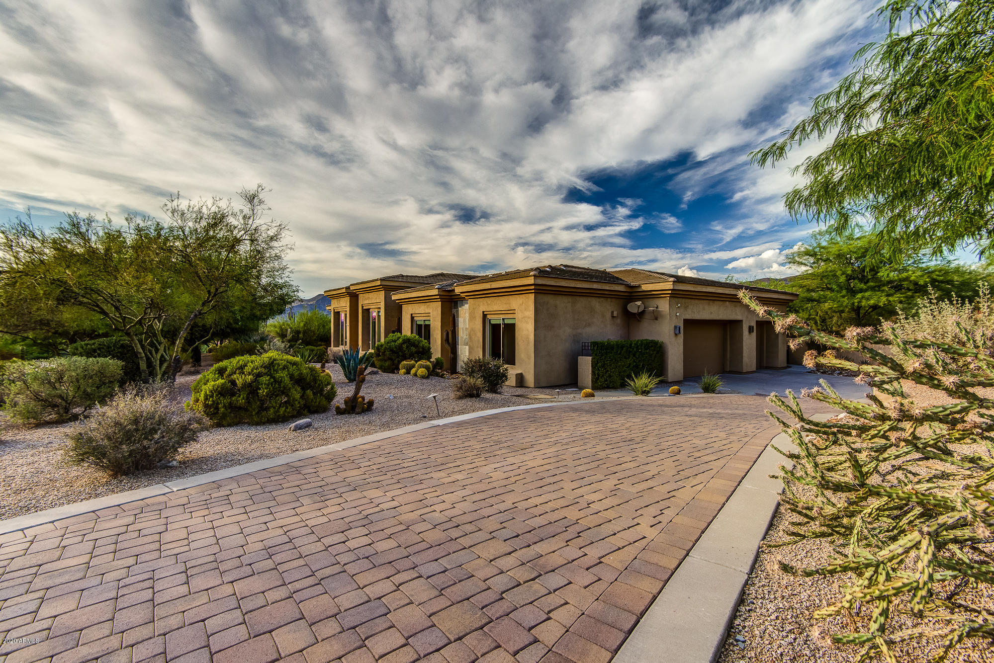 6850 East Stevens Road Cave Creek, AZ 85331 - Photo 12 of 76 Private Driveway