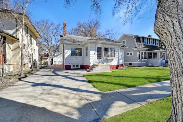 $225,000 | 1127 8th Avenue South, Fargo, ND 58103