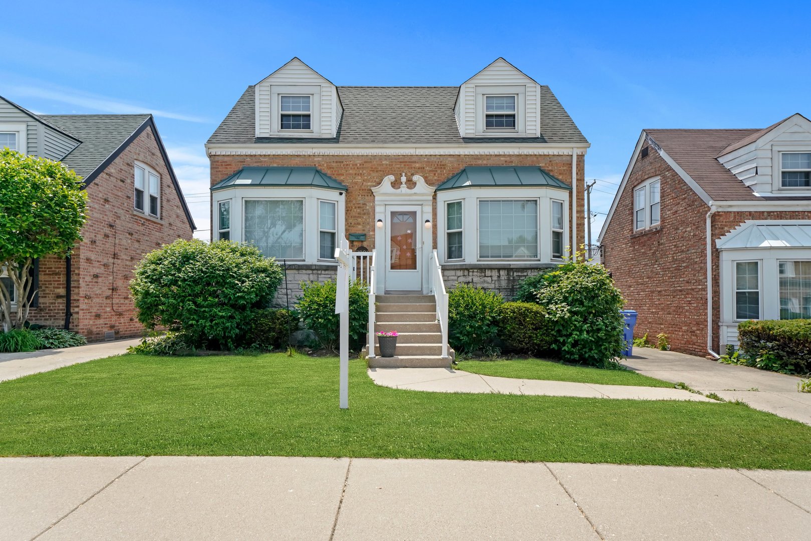 7801 West Victoria Street Chicago, IL 60631 - Photo 1 of 30