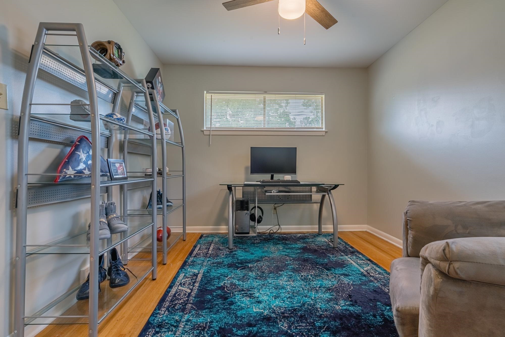 5356 Quince Road Memphis, TN 38119 - Photo 15 of 21 a room with furniture