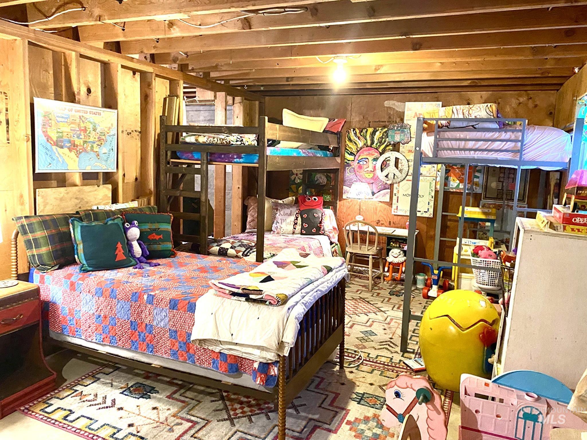 138 Timberline Drive Pierce, ID 83546 - Photo 17 of 28 View of bedroom