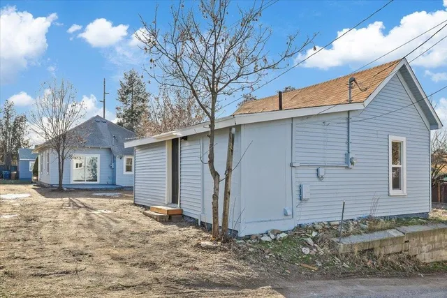 $335,000 | 1430 West Spofford Avenue, Spokane, WA 99205