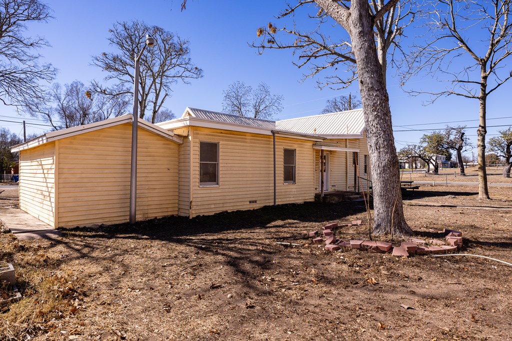 1200 North Street Kerrville, TX 78028 - Photo 24 of 39