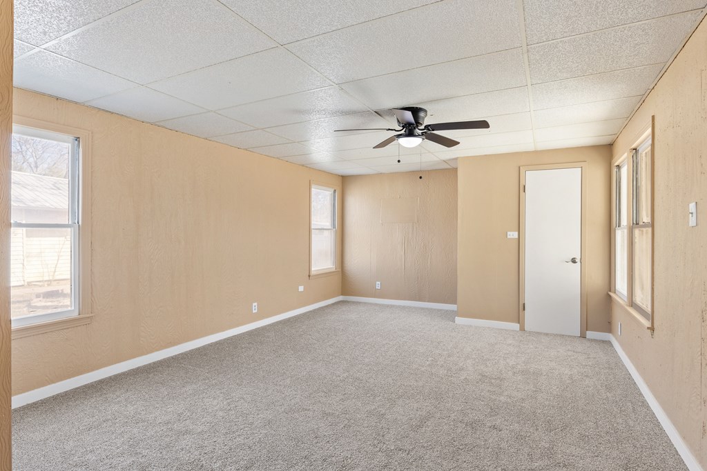 1200 North Street Kerrville, TX 78028 - Photo 48 of 50 a view of an empty room with a window