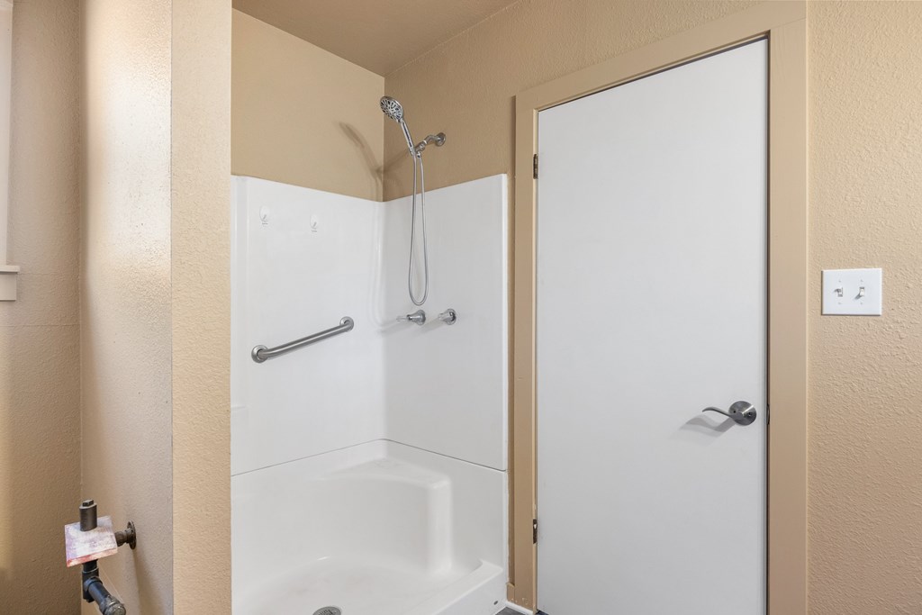 1200 North Street Kerrville, TX 78028 - Photo 49 of 50 a bathroom with a shower