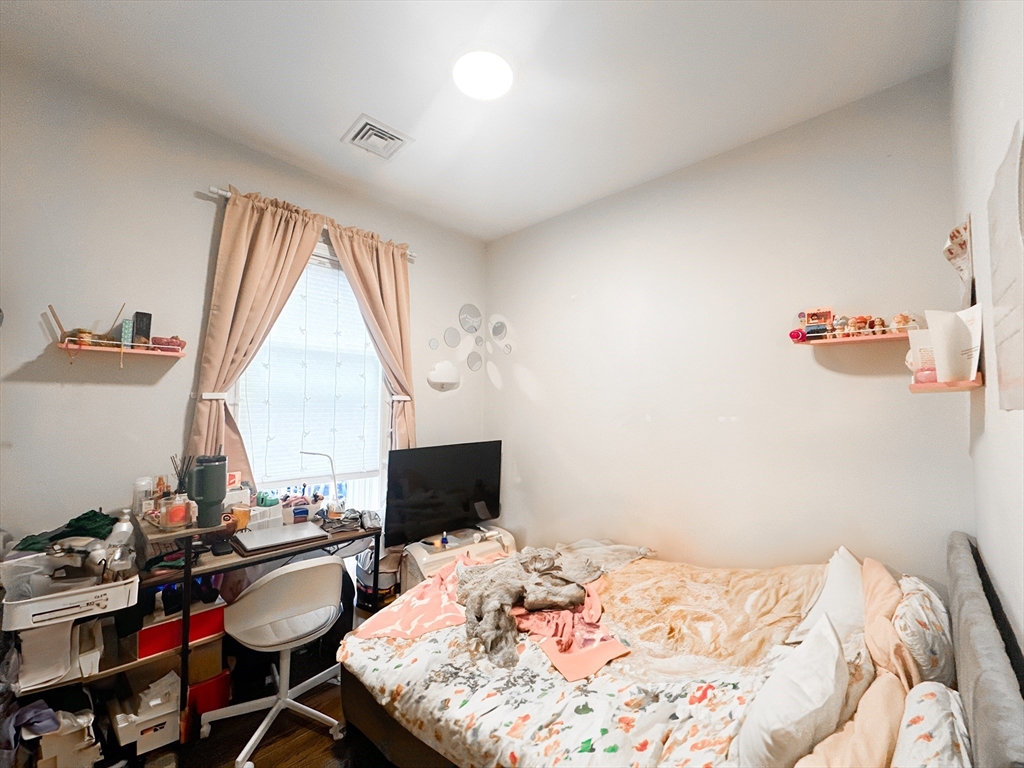 77 Torrey Street, Unit 2 Boston, MA 02124 - Photo 13 of 17