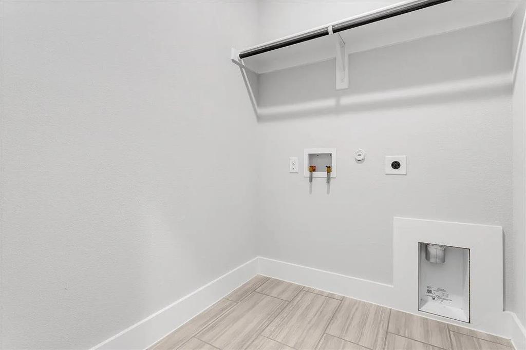 6246 Shasta Creek Road Celina, TX 75009 - Photo 21 of 24 a view of small space