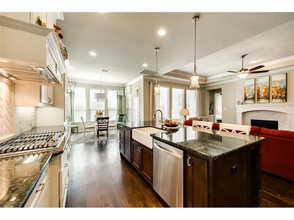 $3,595 | 917 Pleasant View Drive, Rockwall, TX 75087