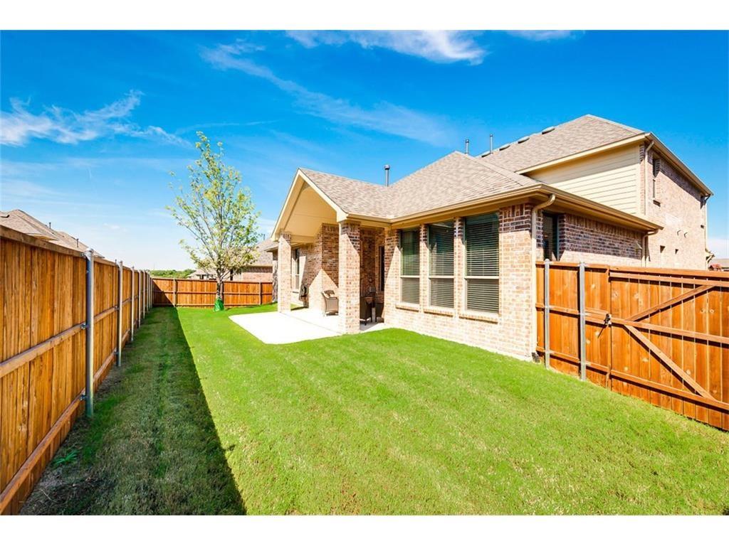 917 Pleasant View Drive Rockwall, TX 75087 - Photo 26 of 27 a view of an house with backyard space and balcony