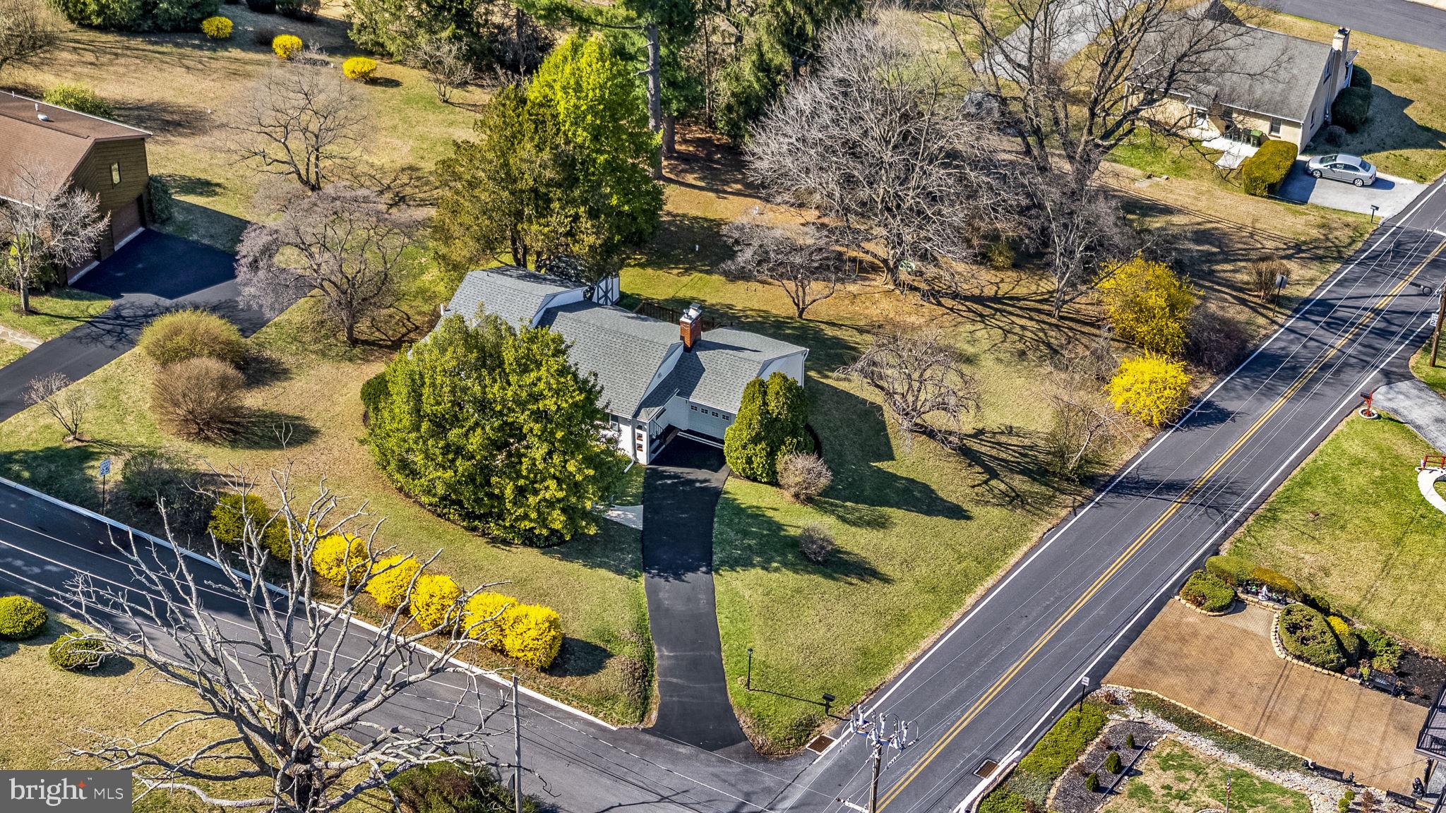 1651 Reed Street Coatesville, PA 19320 - Photo 5 of 25 Gallery Image 5