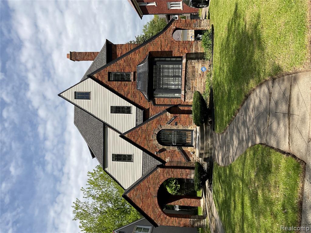 15763 Ashton Road Detroit, MI 48223 - Photo 1 of 43
