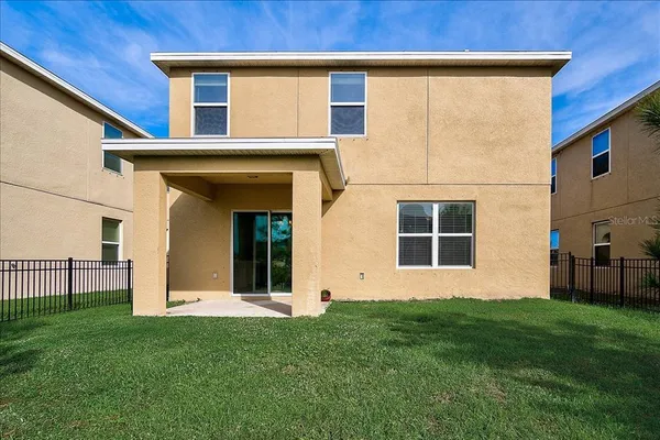 $2,400 | 4838 San Palermo Drive, Bradenton, FL 34208