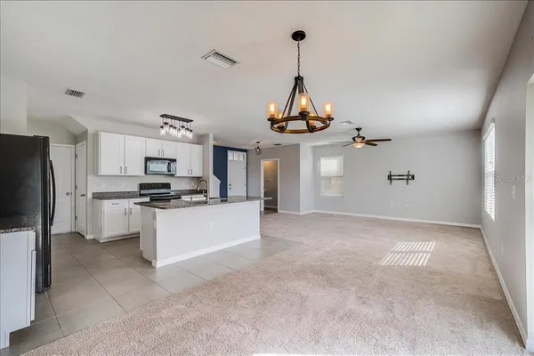 $2,400 | 4838 San Palermo Drive, Bradenton, FL 34208