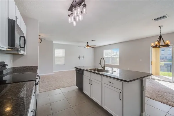 $2,400 | 4838 San Palermo Drive, Bradenton, FL 34208