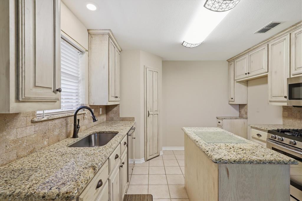 605 Maple Drive Pilot Point, TX 76258 - Photo 18 of 38