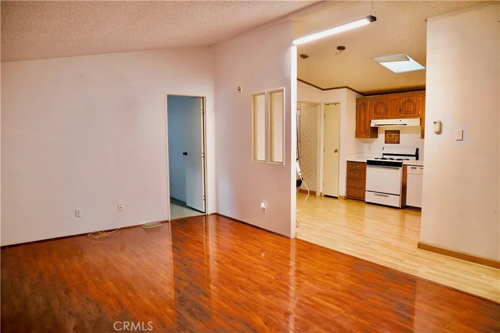 8111 Stanford Avenue, Unit 127 Stanton, CA 90680 - Photo 5 of 16