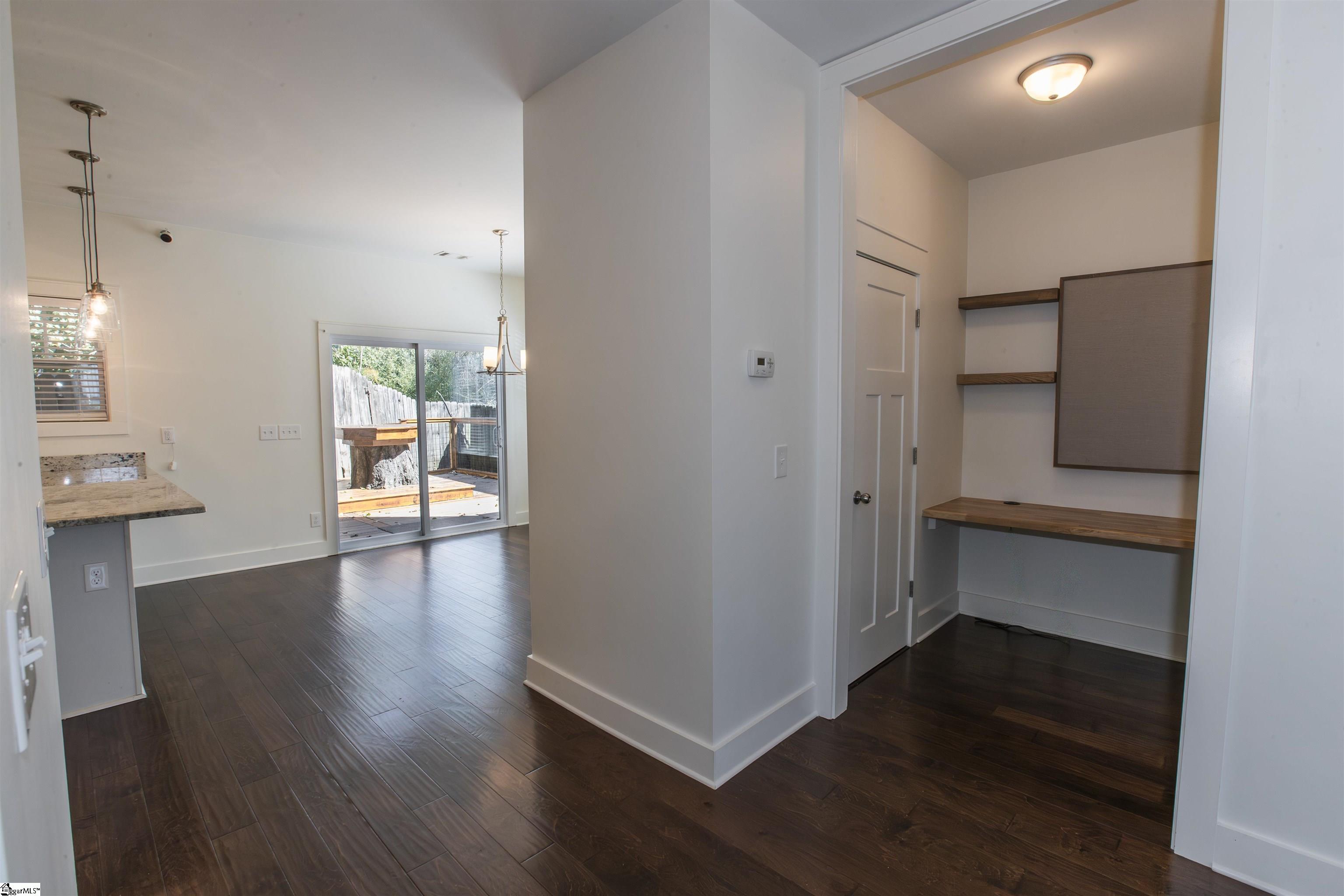 312 Pinckney Street Greenville, SC 29601 - Photo 17 of 50
