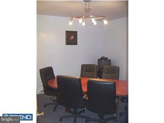 223 Ryers Avenue Cheltenham, PA 19012 - Photo 3 of 12