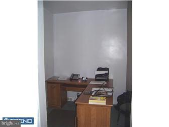 223 Ryers Avenue Cheltenham, PA 19012 - Photo 4 of 12