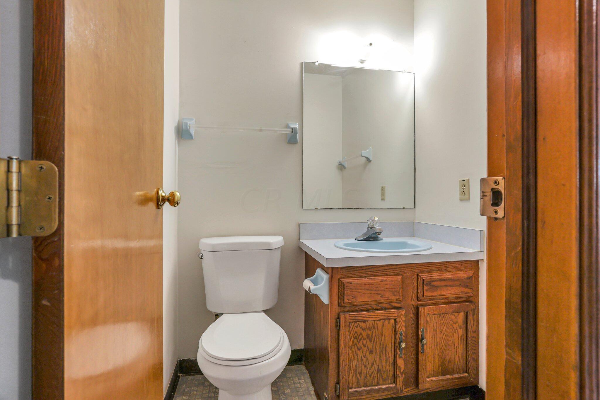 3650 Spangler Road Columbus, OH 43207 - Photo 13 of 35 14-web-or-mls-0V3A0209
