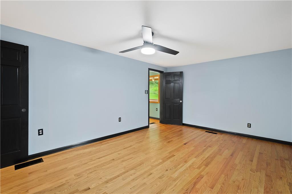 712 Baldwin Road Pittsburgh, PA 15205 - Photo 19 of 39