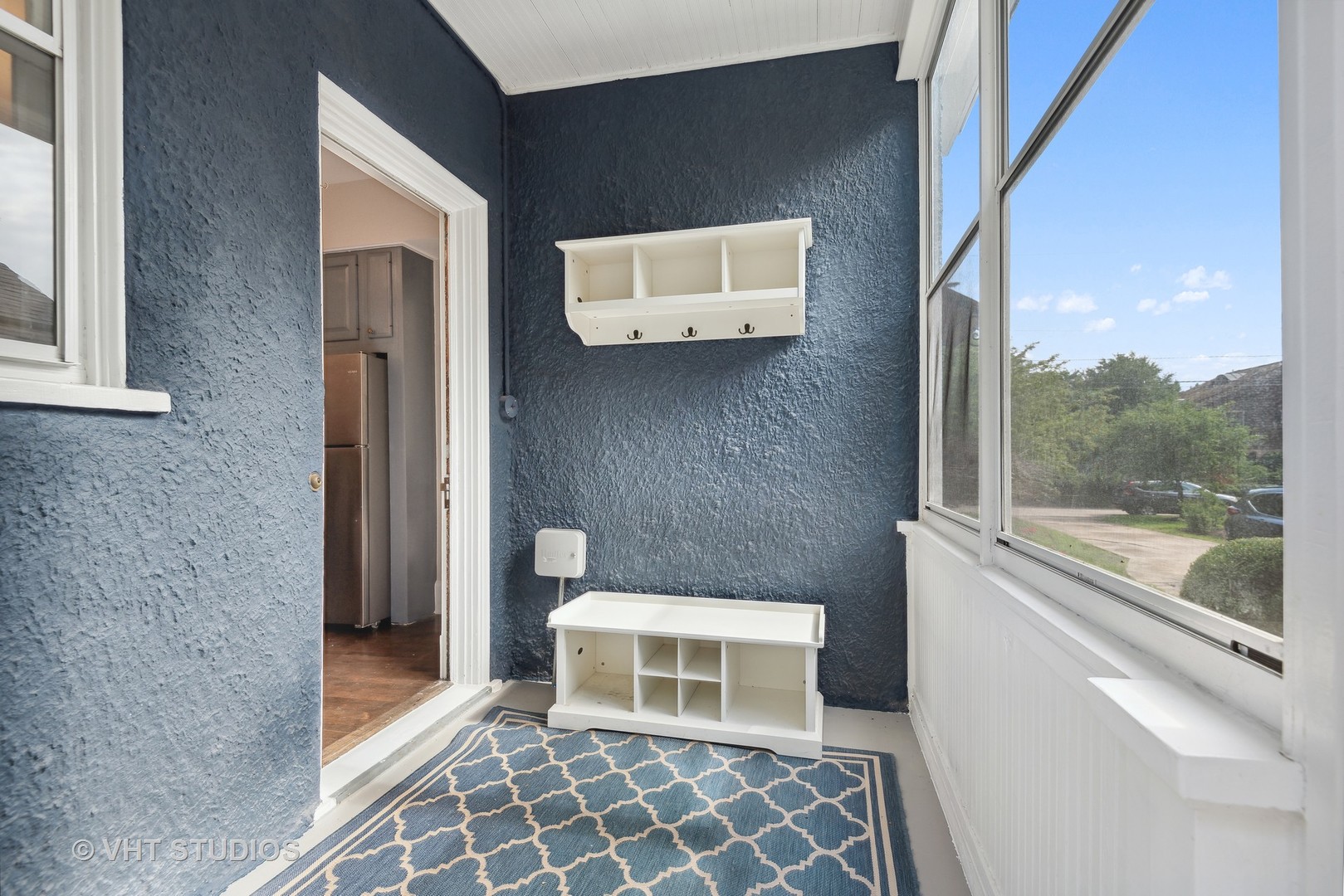 160 Sheridan Road Glencoe, IL 60093 - Photo 16 of 42 a bathroom with a toilet and a shower