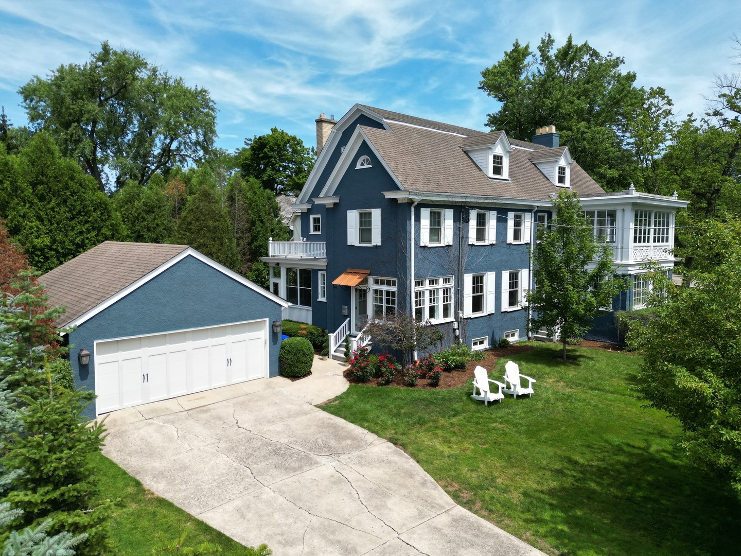 160 Sheridan Road Glencoe, IL 60093 - Photo 34 of 42 a front view of house with yard and green space
