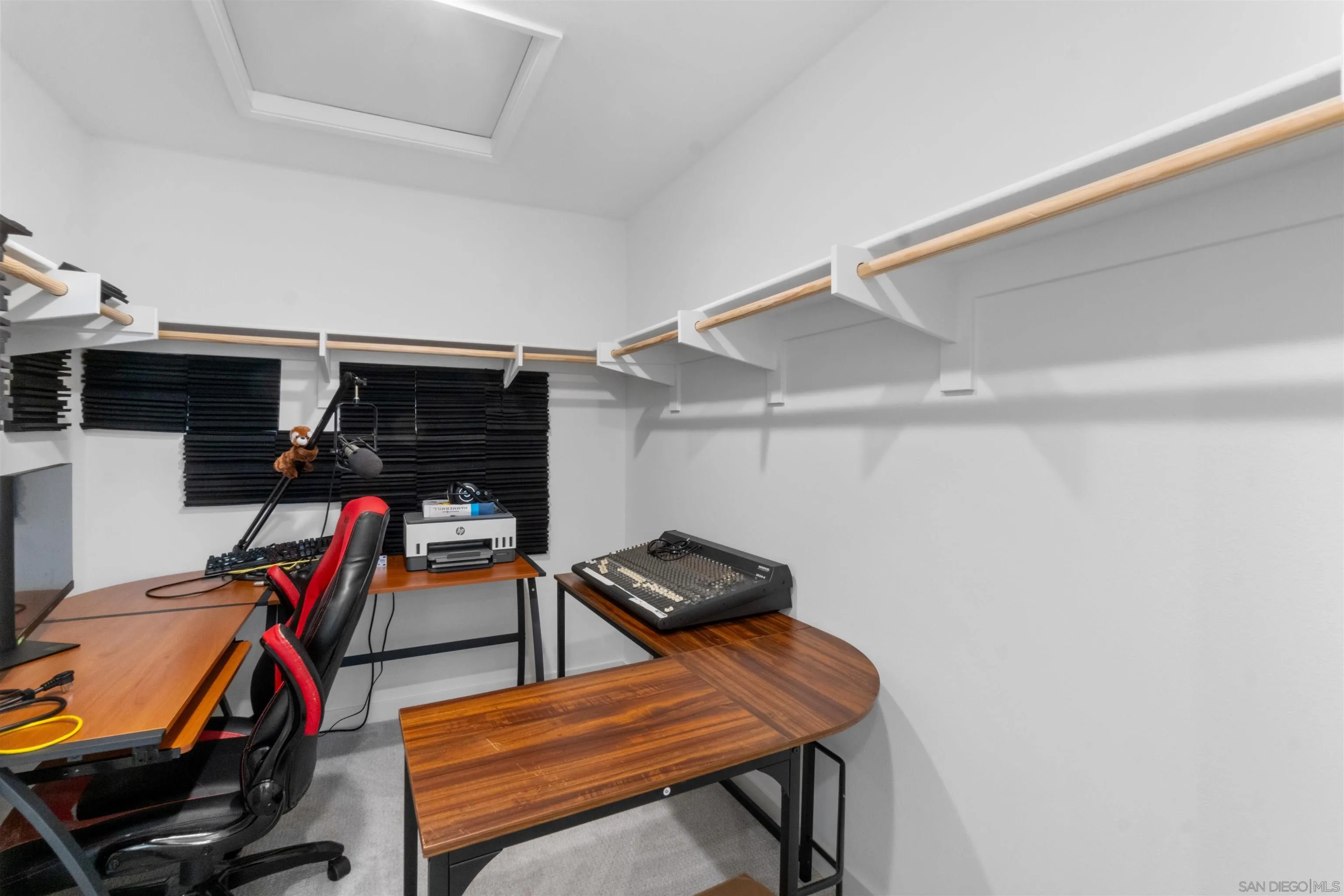 211 Canopy Trails Place Fallbrook, CA 92028 - Photo 22 of 29 a view of a room with gym equipment