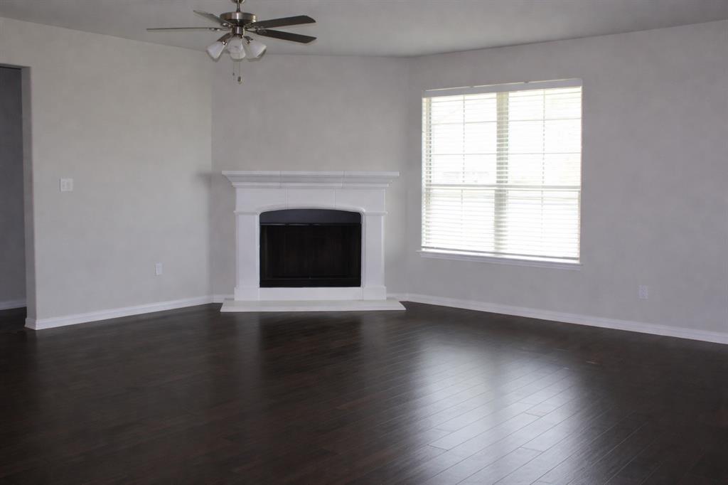 2267 County Road 4010 Decatur, TX 76234 - Photo 9 of 37