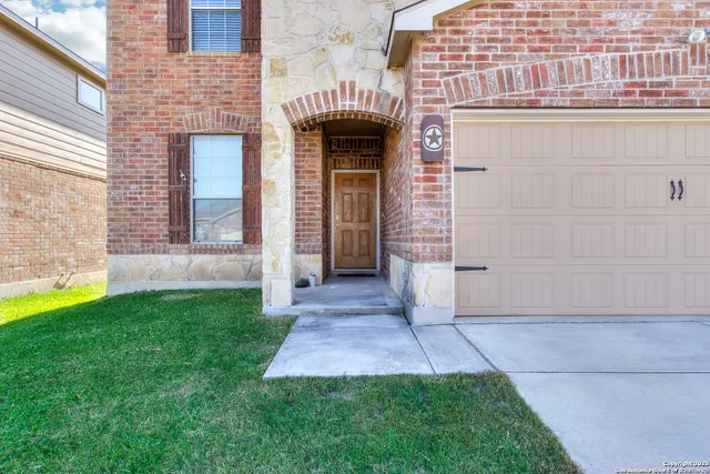 $2,300 | 24211 Bitter Crimson, San Antonio, TX 78261