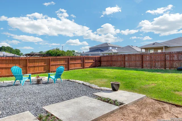 $2,300 | 24211 Bitter Crimson, San Antonio, TX 78261